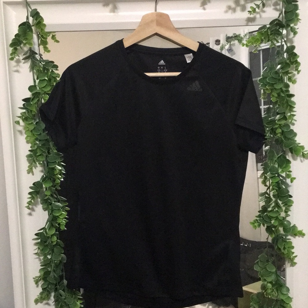 Adidas workout T-shirt 3/$20